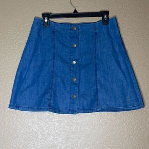 Coco + Jameson skirt size M NWT